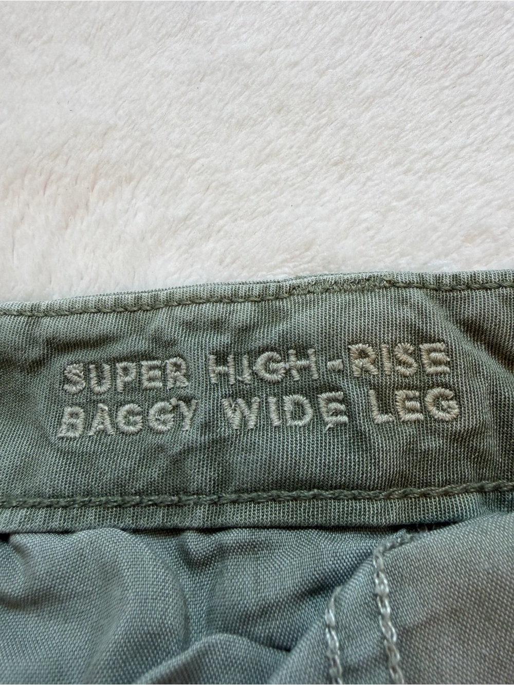 American Eagle Olive Green Super High Ruse Baggy Wide-Leg Cargo Pants - Picture 8 of 12